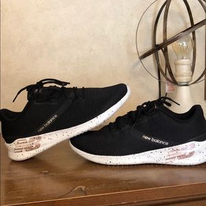 New Balance tennis shoes